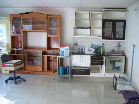 ให้เช่าห้อง
ห้องขนาดกลางด้านนอก อาคาร C2 ชั้น 5