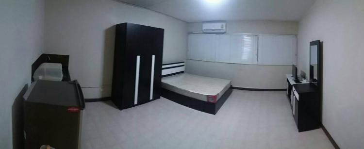 ให้เช่าห้อง
ห้องเล็กด้านนอก อาคาร C8 ชั้น 16