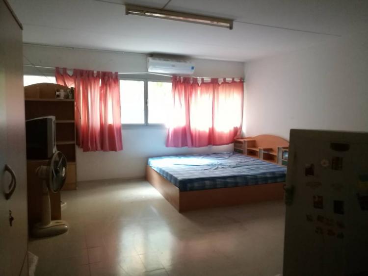 ขายห้อง ห้องเล็กด้านนอก อาคาร C1 ชั้น 5