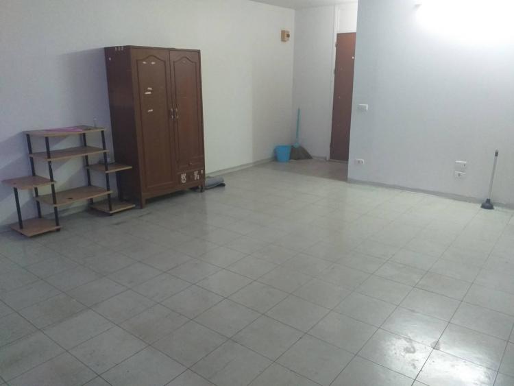 ขายห้อง ห้องเล็กด้านนอก อาคาร C2 ชั้น 13