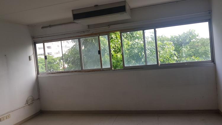 ขายห้อง ห้องเล็กด้านนอก อาคาร T7 ชั้น 10