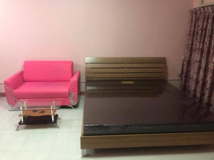 ให้เช่าห้อง
ห้องเล็กด้านนอก อาคาร C1 ชั้น 12