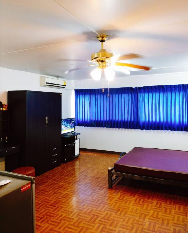 ขายห้อง ห้องเล็กด้านนอก อาคาร C2 ชั้น 5