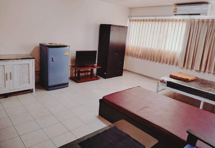 ขายห้อง ห้องเล็กด้านนอก อาคาร P2 ชั้น 6