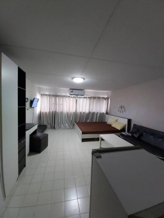 ขายห้อง ห้องเล็กด้านนอก อาคาร C5 ชั้น 2